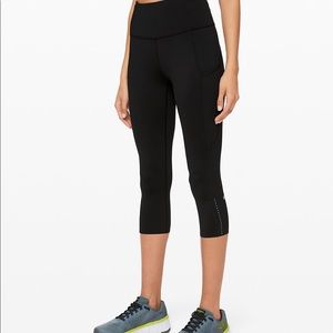 Lululemon Fast and Free Crop 2 nulux- Like new